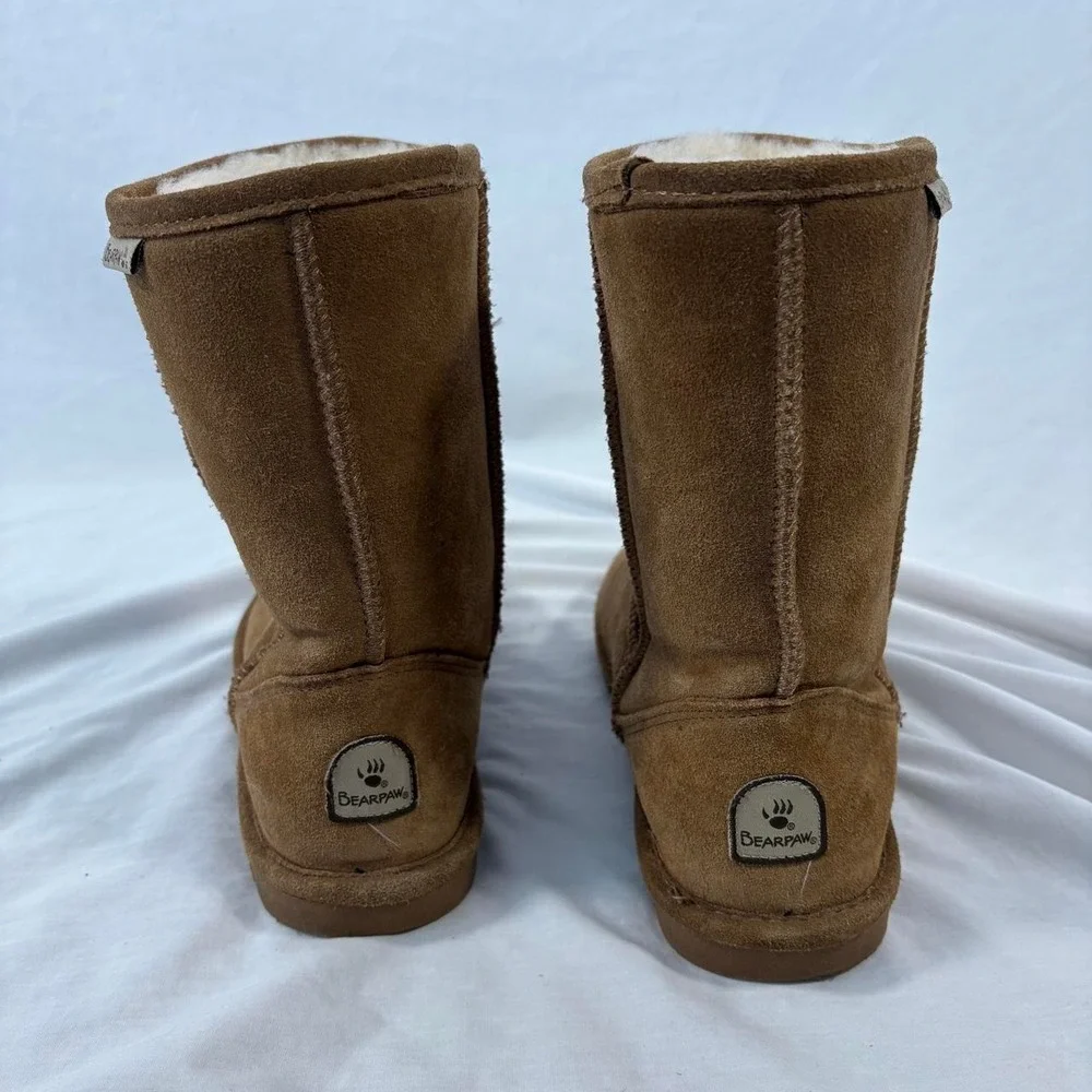 Bearpaw suede brown winter boots size 9
